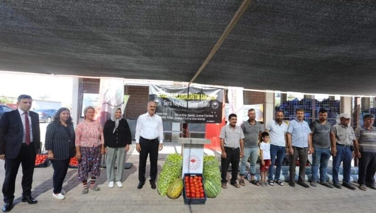 Ayvacık’ta Sera Naylonu Teslim Töreni