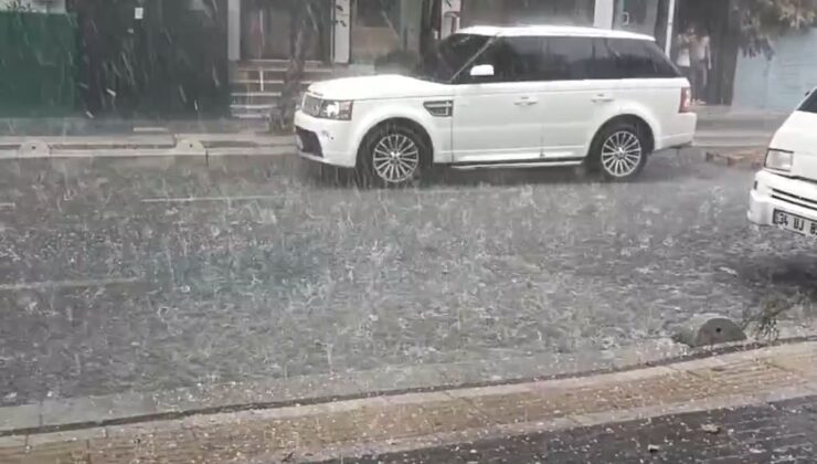 Bahçelievler’de dolu etkili oldu