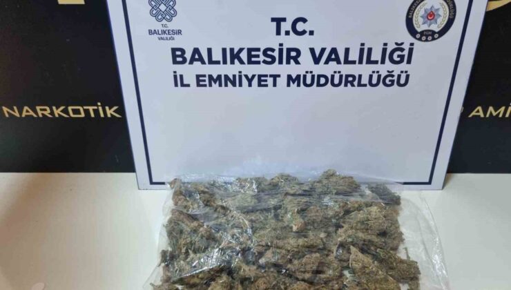 Bandırma’da bir şahsın üzerinden 265 gram esrar ele geçirildi