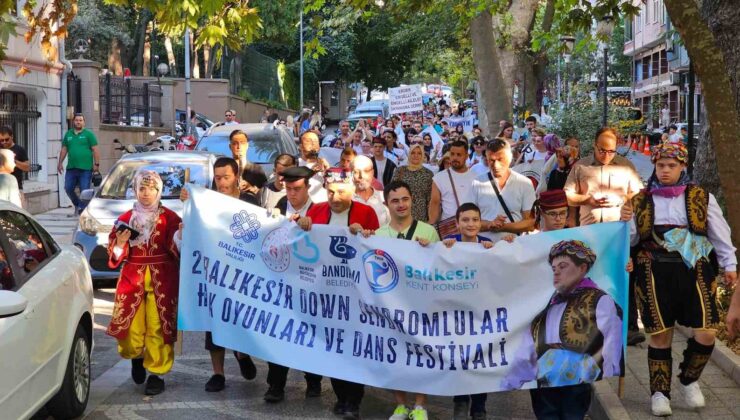Bandırma’da Down Sendromlular için renkli festival kortej yürüyüşü ile başladı