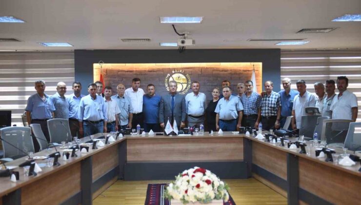 BASKİ Genel Müdürü Erdoğan Öztürk, Susurluklu muhtarları dinledi