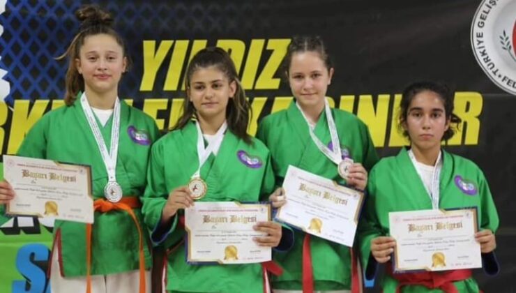 Bilecikli sporcular madalyalarla döndü