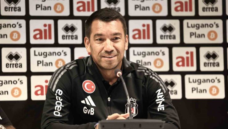 Bronckhorst: “İki maçın sonunda gruplara kalmış olmayı istiyoruz”
