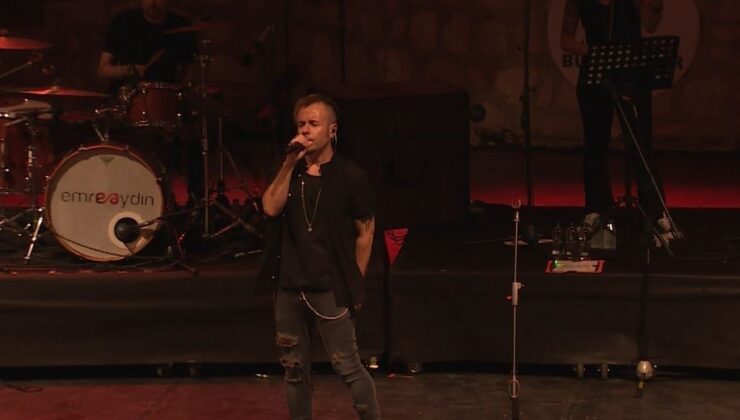 Büyükçekmece Belediyesi Kültür ve Sanat Festivali’nde Emre Aydın sahne aldı
