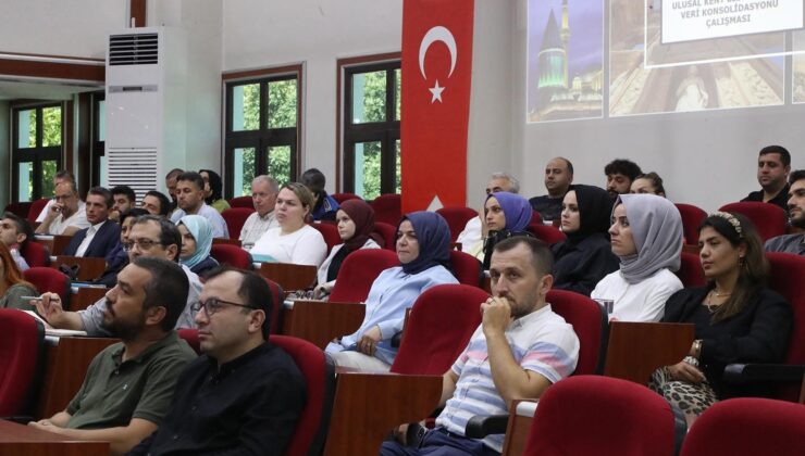 Büyükşehir çalışanlarına ‘akıllı şehir’ eğitimi