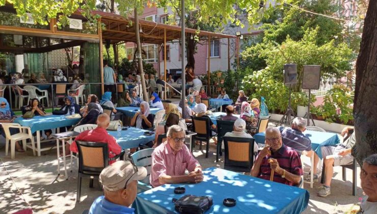 Çınarcık’ta depremzedeler unutulmadı
