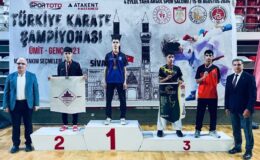 Darıcalı karateciler Sivas’tan madalyalarla döndü