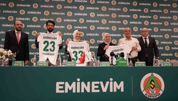 Eminevim Alanyaspor’un forma sırt sponsoru oldu