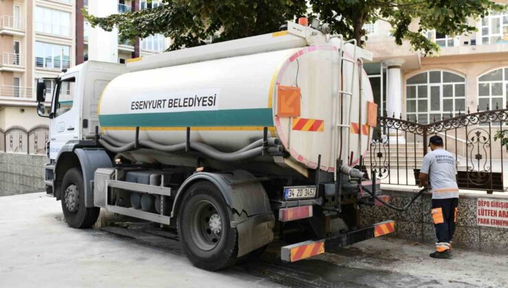 Esenyurt’ta Camilerde Kapsamlı ’ Cuma Namazı’ Temizliği