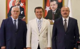 İstanbul Esenyurt Üniversitesi’nde devir teslim töreni yapıldı