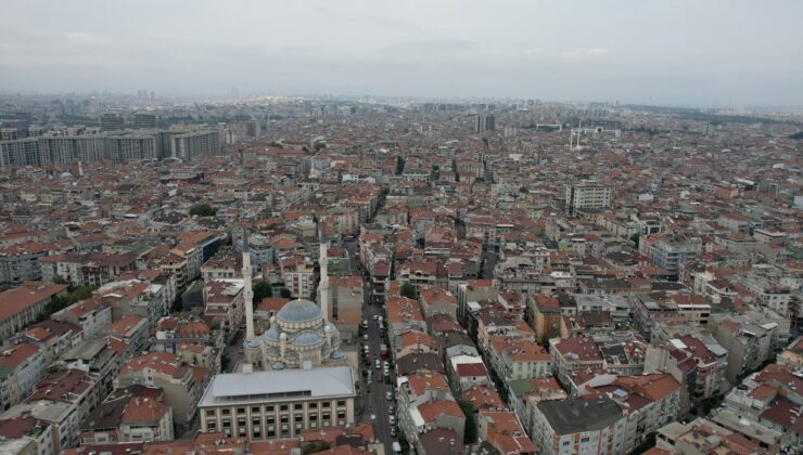 “İstanbul’da kendiliğinden yıkılacak 400 bina var”