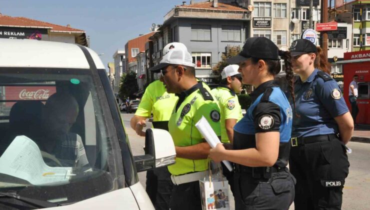 Keşan’da sürücüler, “Sizi seviyoruz” sözleri ile uyardığı polise teşekkür etti