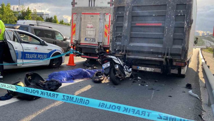 Küçükçekmece TEM Otoyolu’nda feci kaza: Emniyet şeridinde duran kamyonete motosiklet arkadan çarptı: 1 ölü