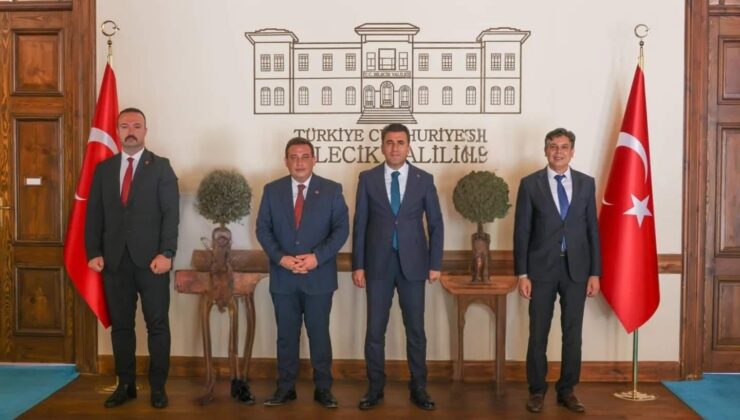 Milliyetçi Hareket Partisi’nden Vali Şefik Aygöl’e ziyaret