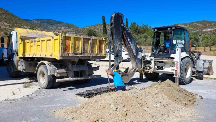 Pamukova’da iki mahalle daha güçlü altyapı ile buluştu