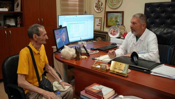 Prof. Dr. Coşkun: “Sigara içiciliğini en çok gençler ve kadınlar oluşturmaya başladı”