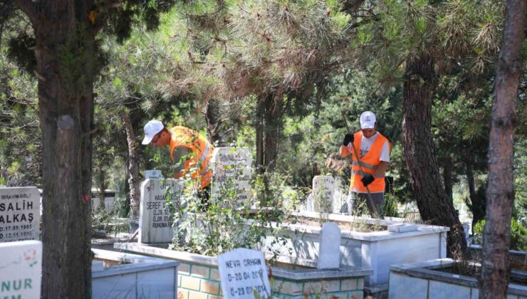 Şekerpınar Mezarlığı’nda temizlik yapıldı