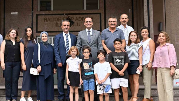 Şişli’de zil çalmadan okullar boyanıyor