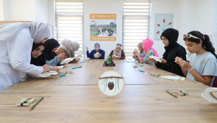 Sultangazi Belediyesi 3 boyutlu pano yapım atölyesi düzenledi