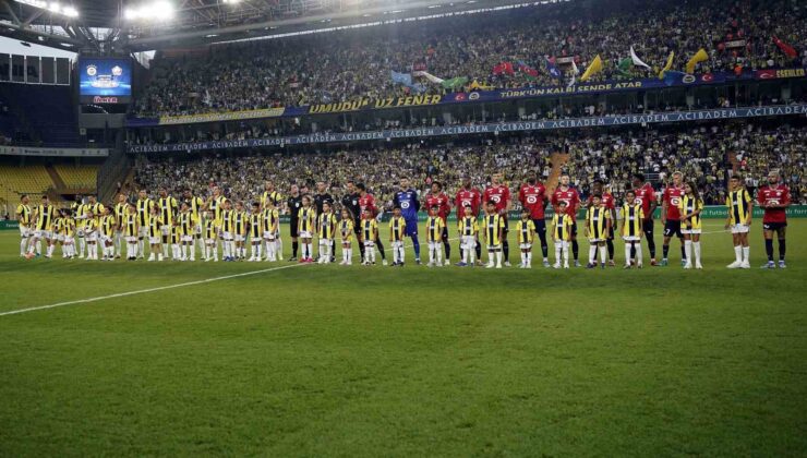 UEFA Şampiyonlar Ligi: Fenerbahçe: 0 – Lille: 0 (Maç devam ediyor)