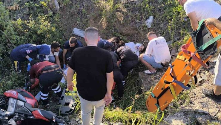 Yalova’da motosiklet ile hafif ticari araç çarpıştı: 2 yaralı