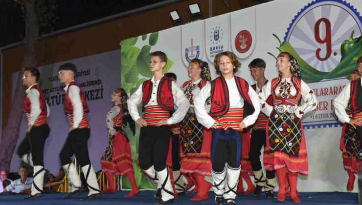 Altın Biber Festivali’nde folklör şöleni