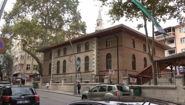 Asırlık çınarların gölgesinde bir miras