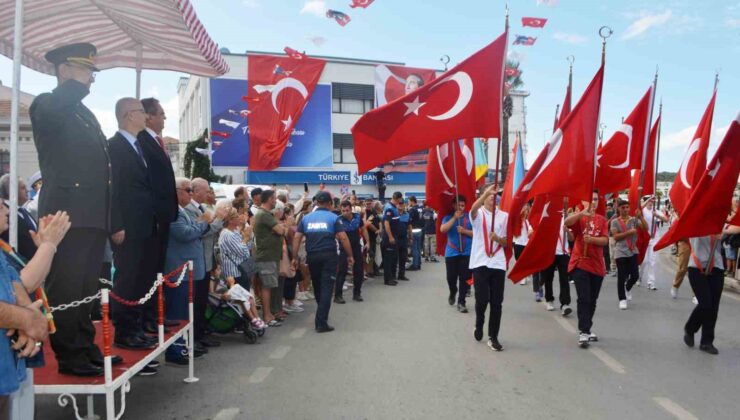 Ayvalık’ta düşman işgalinden kurtuluşun 102. yılı coşkusu