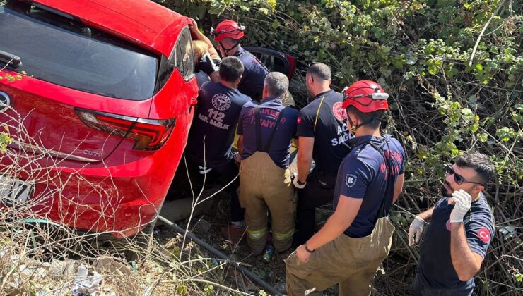 Bandırma’da otomobil şarampole uçtu: 1 yaralı