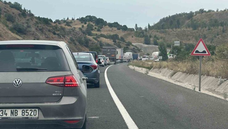 Bilecik’te bitmeyen yol çalışması sürücüleri çileden çıkardı