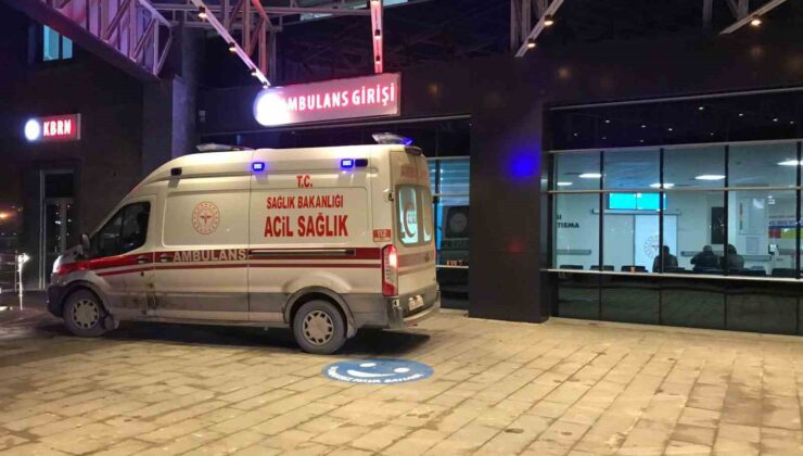 Bilecik’te kamyonet ile otomobilin çarpışması sonucu 1 kişi yaralandı