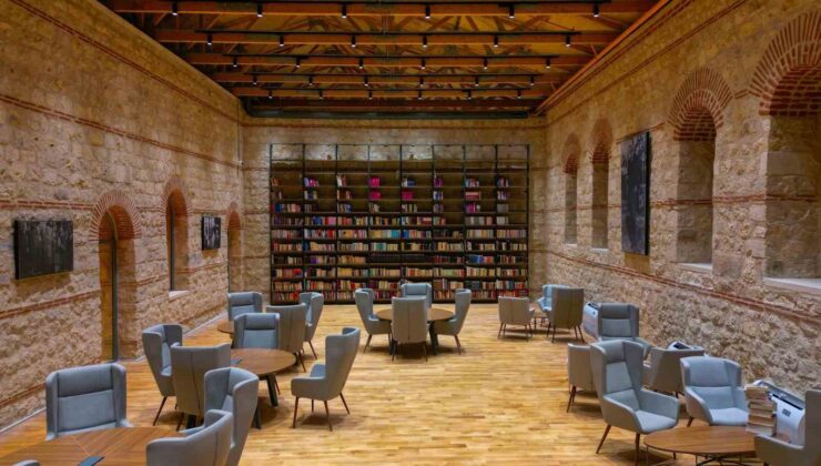 Biyografi kitaplığı kuruluyor