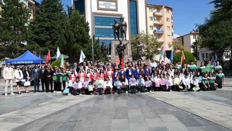 Bozüyük’te İlköğretim Haftası törenle kutlandı