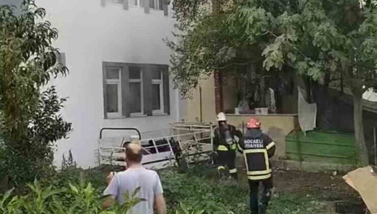 Çakmakla oynayan çocuk evi yaktı