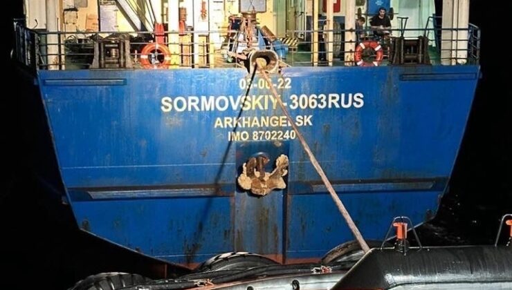 Çanakkale Boğazı’ndan geçen kargo gemisi makine arızası yaptı