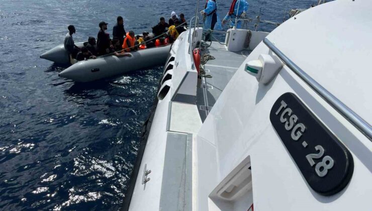 Çanakkale’de 24 kaçak göçmen kurtarıldı