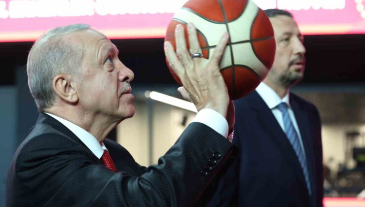 Cumhurbaşkanı Erdoğan: “İstanbul tarih, sanat ve sporun başkenti olacak”