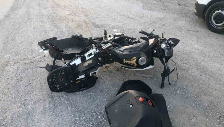 D-100’de otomobil ile motosiklet çarpıştı: 1 ağır yaralı