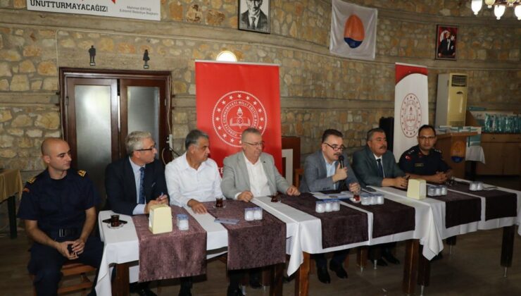Edremit’te 2024-2025 eğitim-öğretim yılı güvenlik tedbirleri toplantısı yapıldı