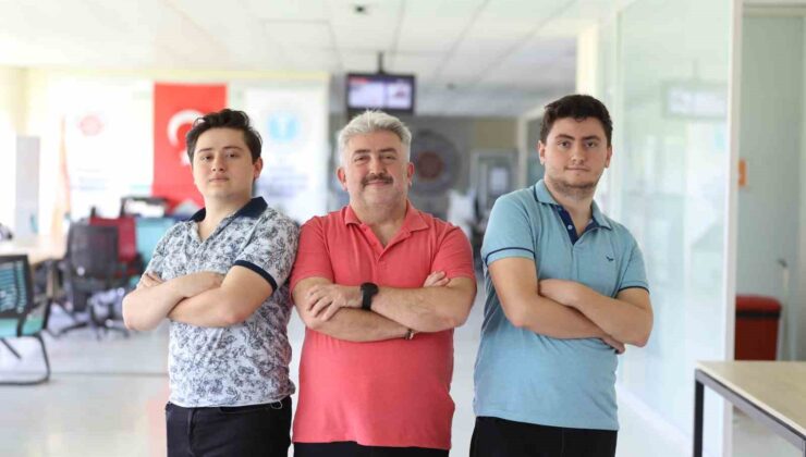 Eşinin evlilik şartını yerine getirdi, 24’üncü üniversitesini oğullarıyla okuyacak