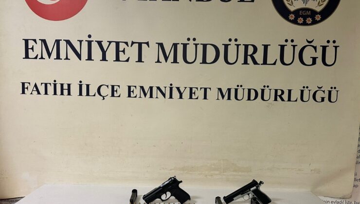 Fatih’te polise ateş açan şüphelinin suç dosyası kabarık çıktı