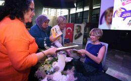 Gazeteci-yazar Tuluhan Tekelioğlu, Osmangazili kadınlarla buluştu