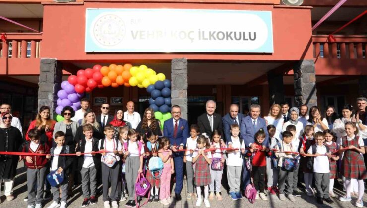 İlk ders zilini protokol çaldı