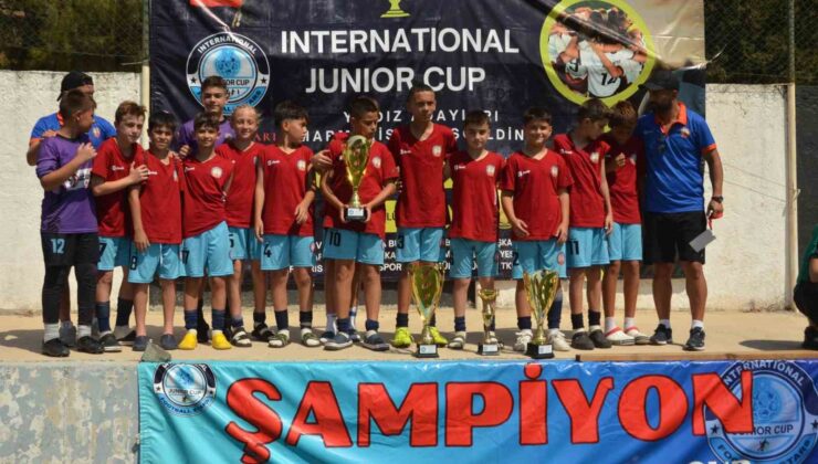 İnternationel Junior Cup’da Darıca Kalespor fırtınası esti