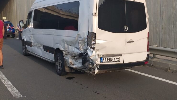 Keşan’da minibüs ile çarpışan otomobilin sürücüsü yaralandı