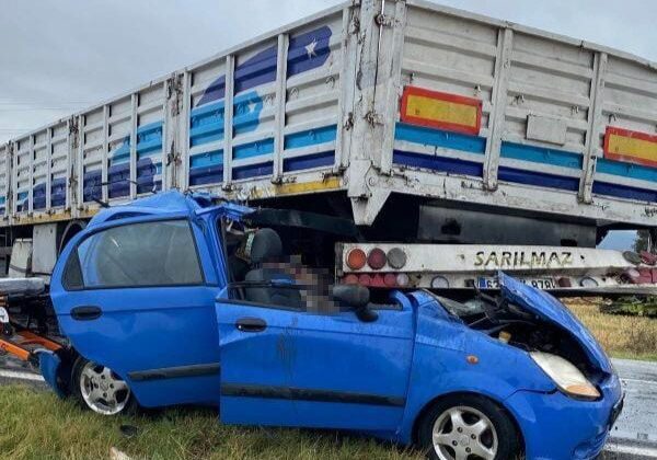 Kırklareli’de tır ile otomobil çarpıştı: 1 ölü