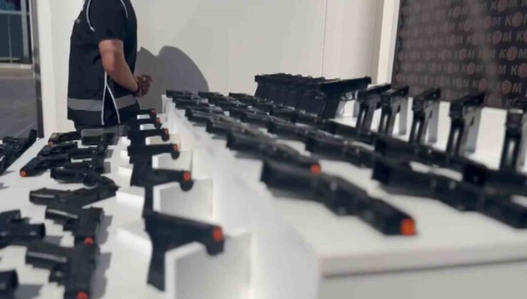 TEM’de durdurulan 3 araçtan 101 adet tabanca çıktı