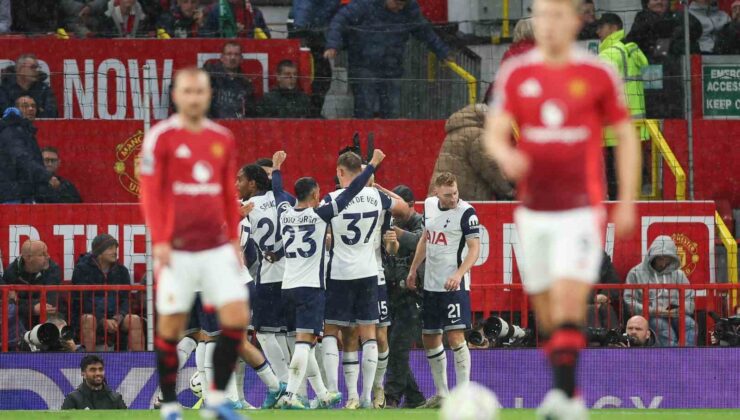 Tottenham, Manchester United deplasmanını 3-0 ile geçti