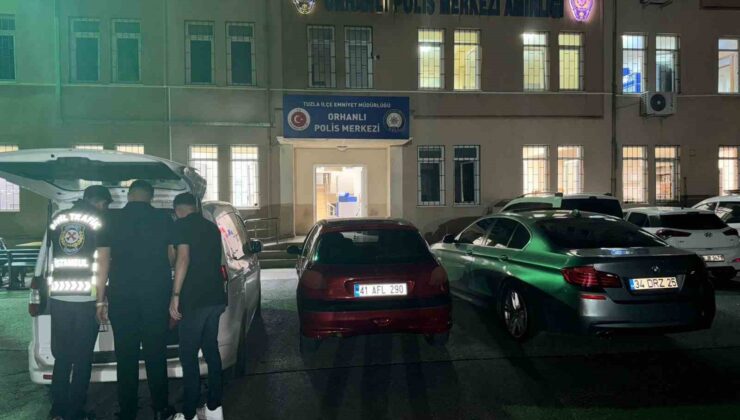 Tuzla’da düğün konvoyu yaparak yolu kapatan sürücülere ceza