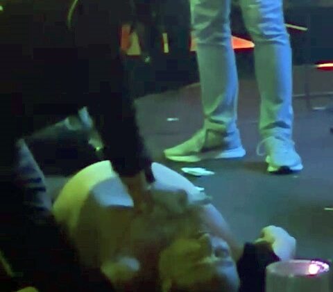 Ünlü şarkıcı Metin Arolat’a hayatını kaybetmeden önce yapılan kalp masajı kamerada